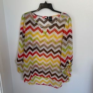 New Directions large lightweight asymmetrical long sleeve blouse 100% polyester